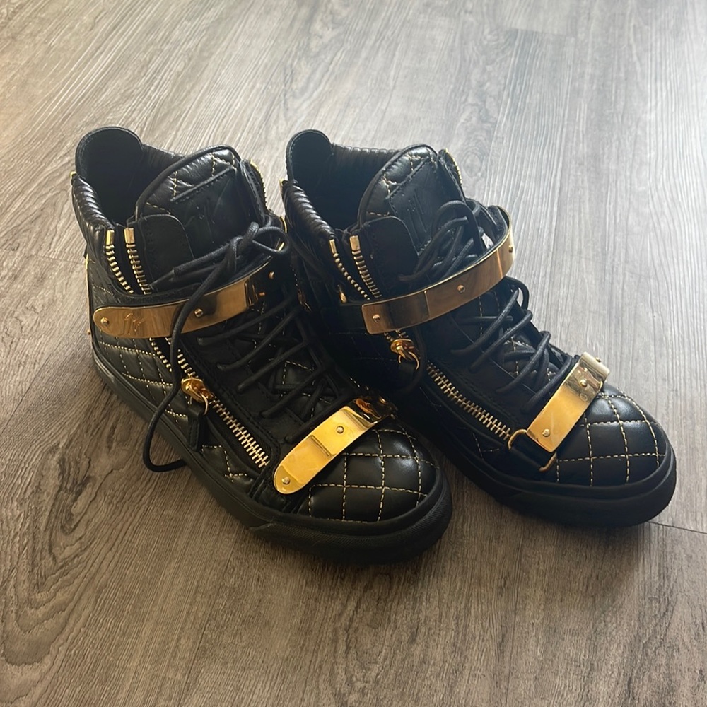 GIUSEPPE ZANOTTI Black & Gold Strap Sneakers 36.5